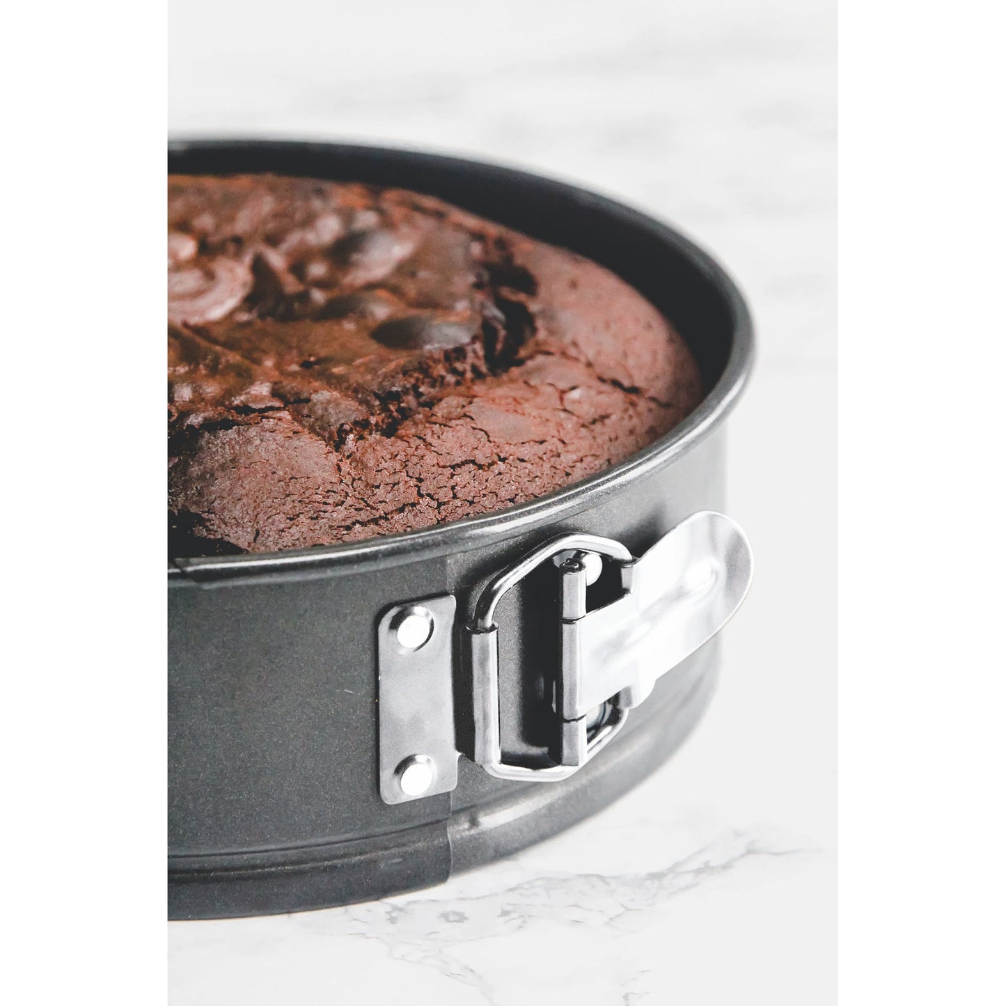 Non-Stick Loose Base Spring Form Cake Pan