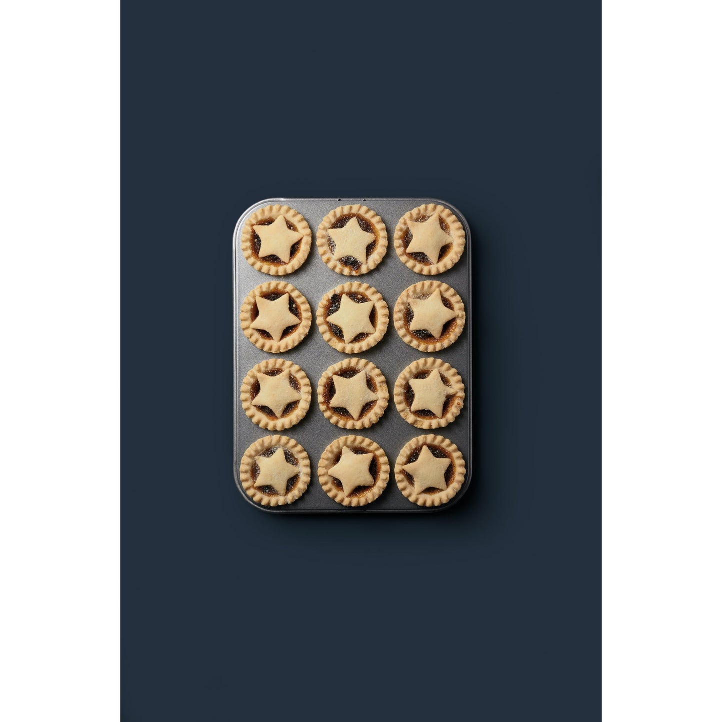 Non-Stick 12 Hole Shallow Pan