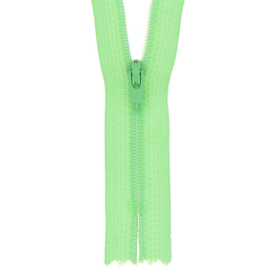 Nylon Dress & Skirt Zip: 20cm: Pale Lime