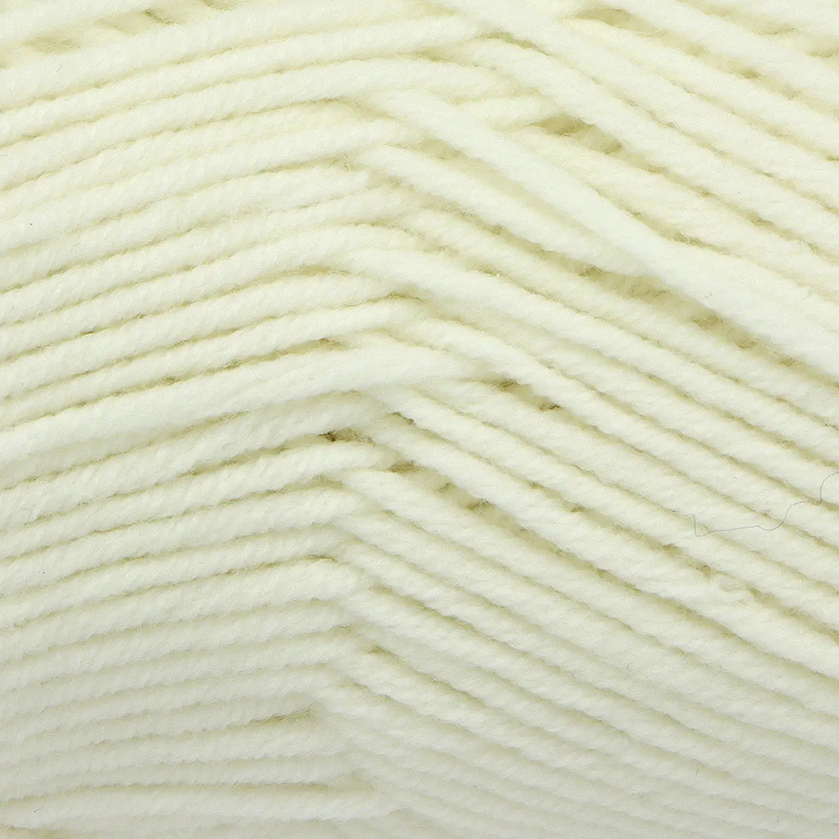 Knitting Yarn: Little Lamb DK: Buttermilk: 50g