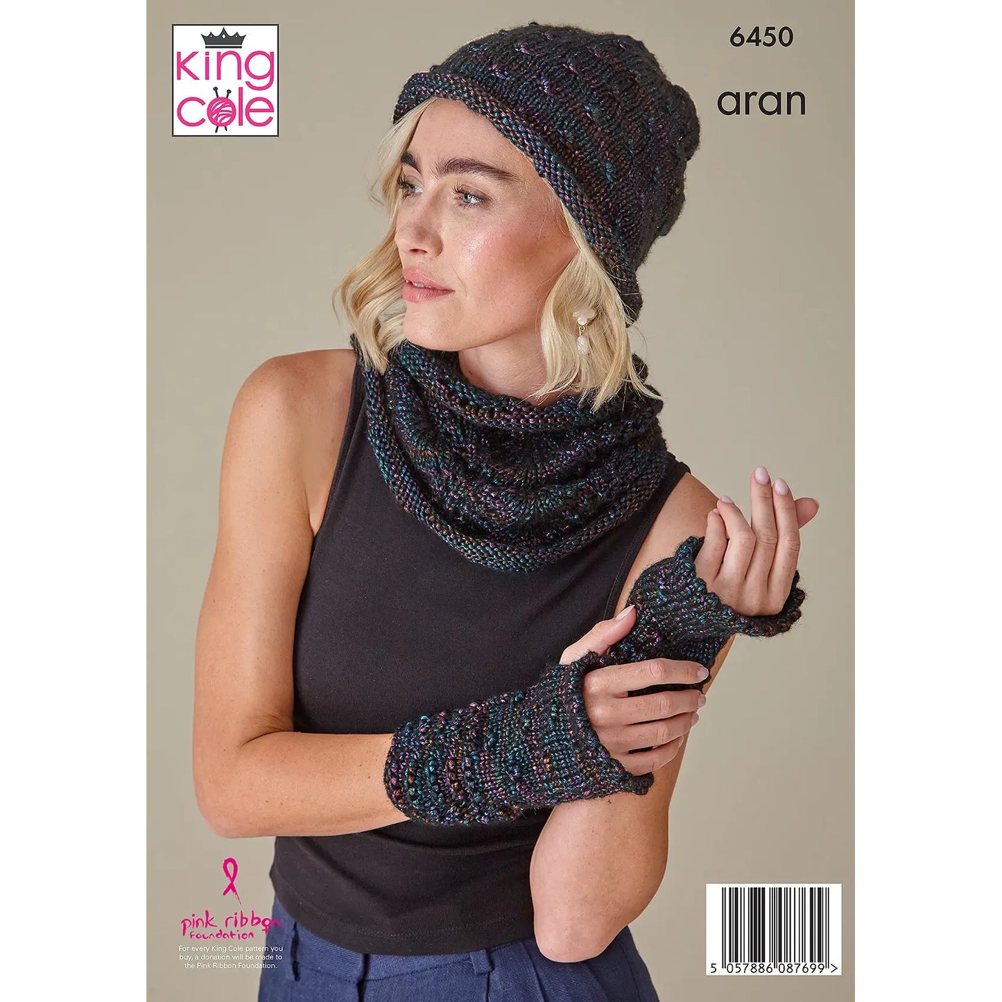 Accessories knitted in Firefly Aran