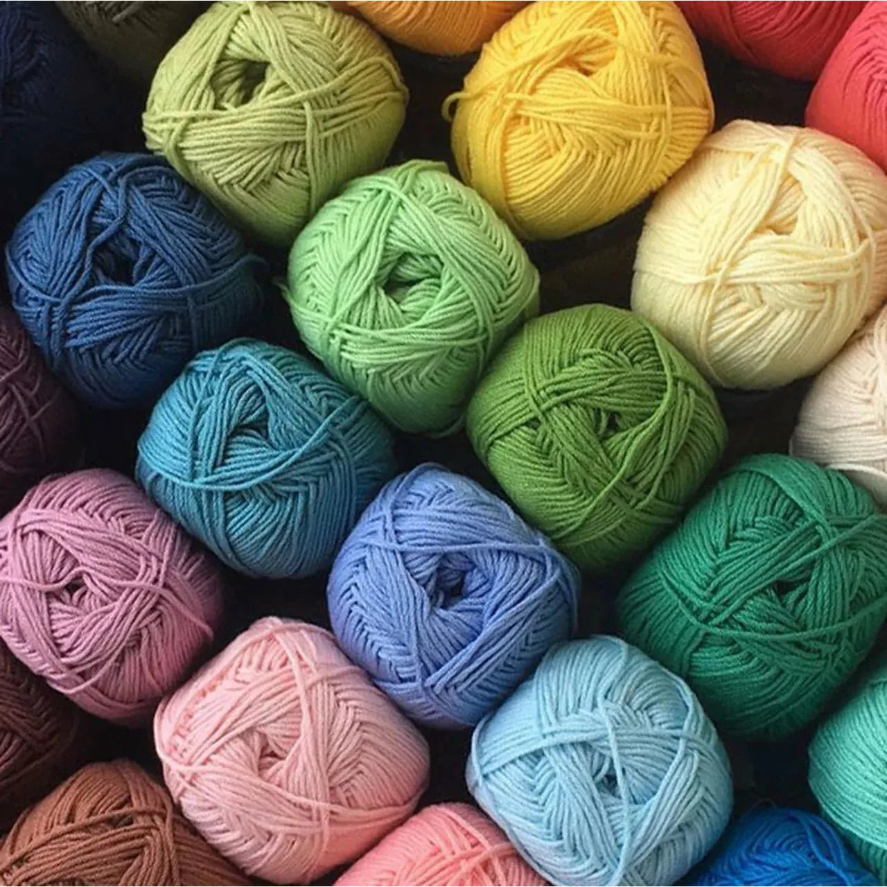 Pricewise Double Knitting Yarn Multiple Colours