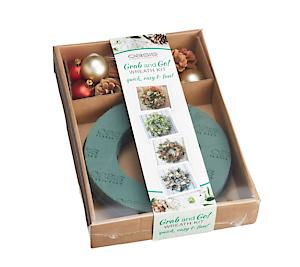 Oasis Christmas Wreath Kit